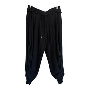 RINASCIMENTO Black Knee Length Pleated Pants Shorts Small S